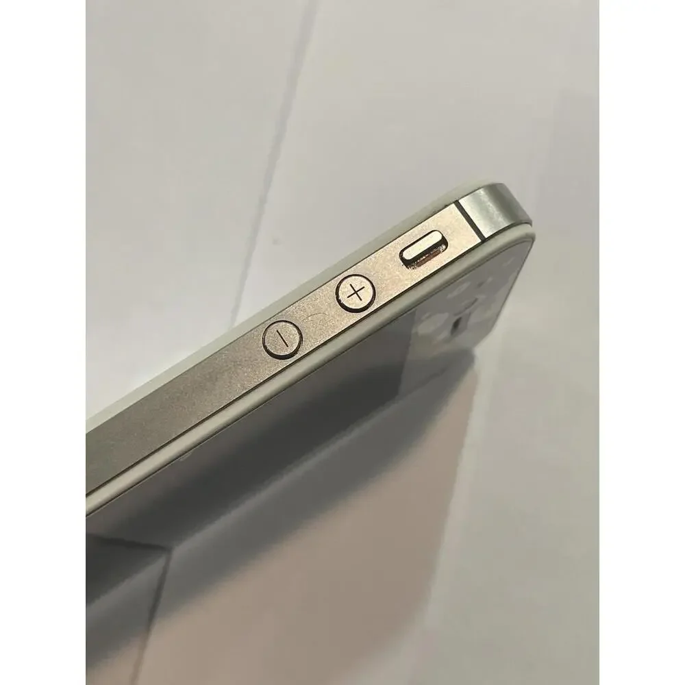 Apple iPhone 4s / UNTESTED